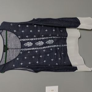 3x Karen Kane tank top with flowy white edging